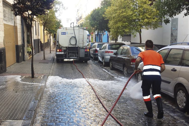 limpieza calles con agua Cádiz