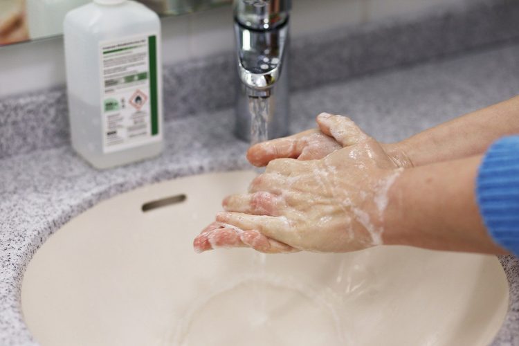 geles soluciones antisépticas higiene de manos