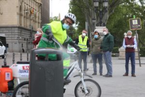 ayuntamiento madrid desinfección papeleras